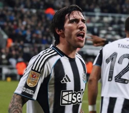 罗再下一城,沙特联赛利,雅得胜利,新葡京,新葡京app,新葡京娱乐,新普京赌场